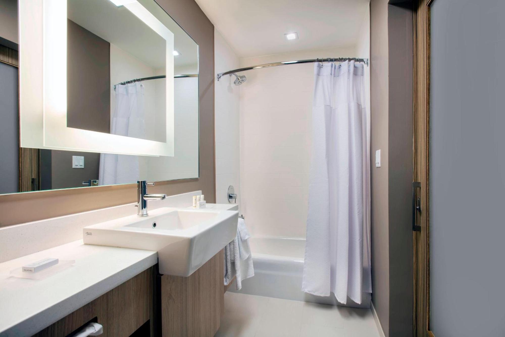 Springhill Suites By Marriott Miami Doral Eksteriør billede