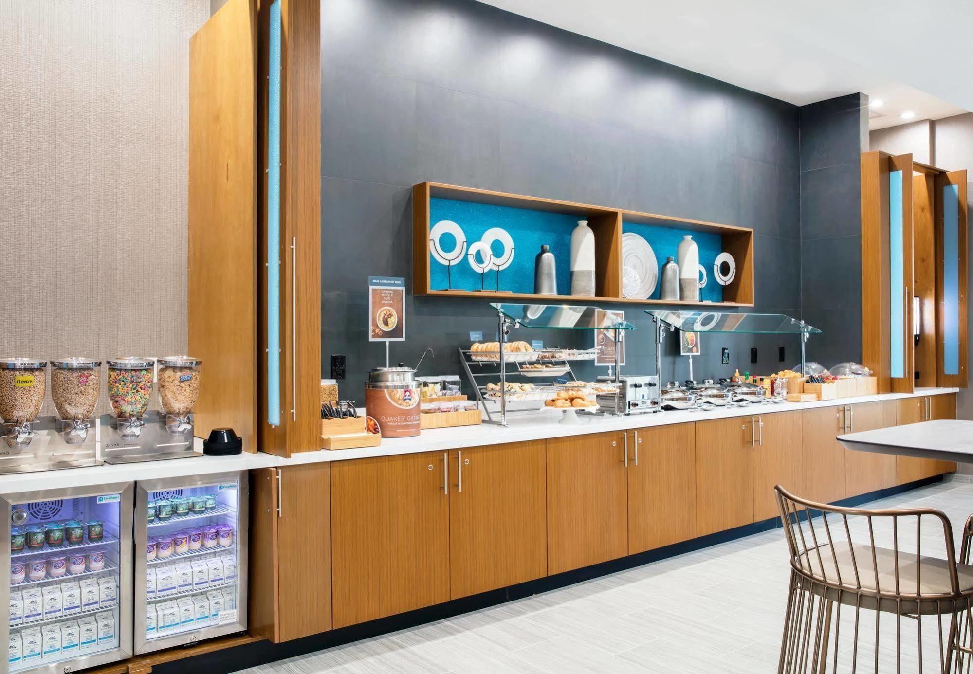 Springhill Suites By Marriott Miami Doral Eksteriør billede